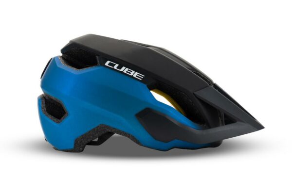 CUBE Helm STRAY X Actionteam