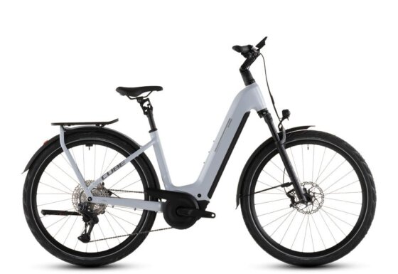 Cube Kathmandu Hybrid SLX 800