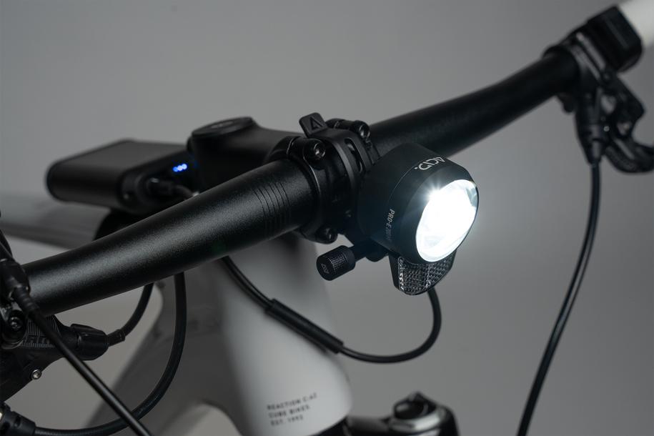 ACID Frontlicht PRO-E 200 HB PowerBank