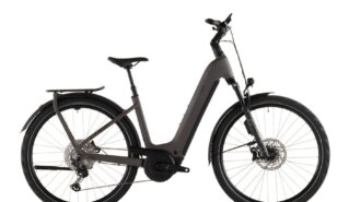 Cube Kathmandu Hybrid EXC 800