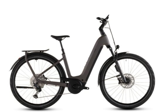 Cube Kathmandu Hybrid EXC 800