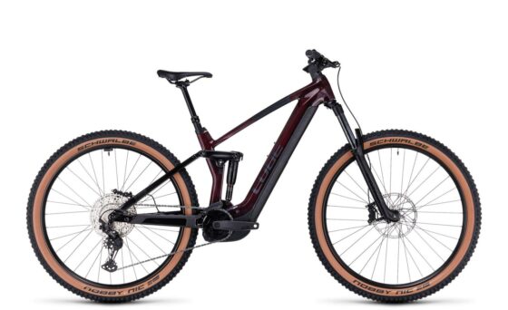 Cube Stereo Hybrid 140 HPC Race 750 Cube Stereo Hybrid 140 HPC Race 750